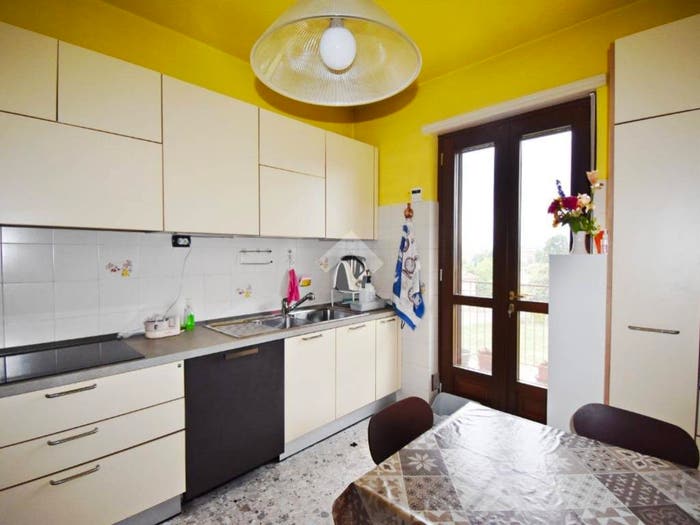 Appartamento con 5 locali in vendita in Via Dante, Cascinette d'Ivrea