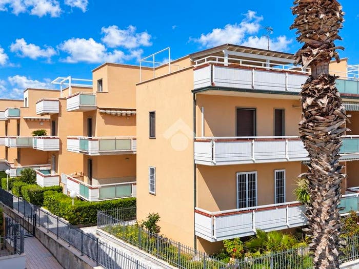 Casa trilocale in vendita in Lungomare Europa, Centro, Martinsicuro