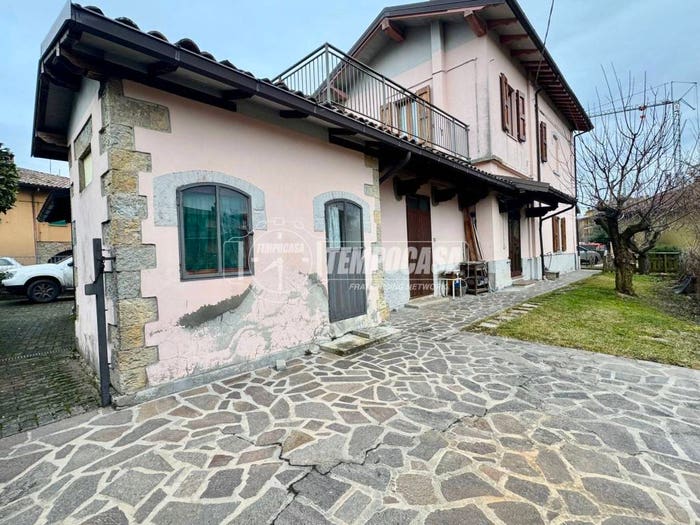 Casa trilocale in vendita in Sant'antonio, Pavullo nel Frignano