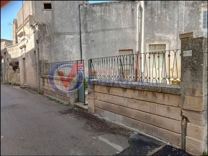 Casa con 5 locali in vendita in Via Trioti, Cursi