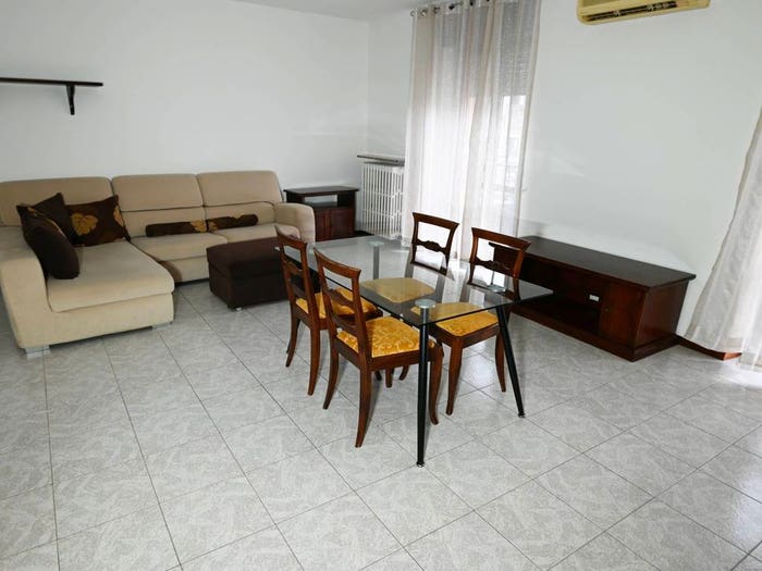 Appartamento trilocale in affitto in Via Piave, Centro, Trescore Balneario