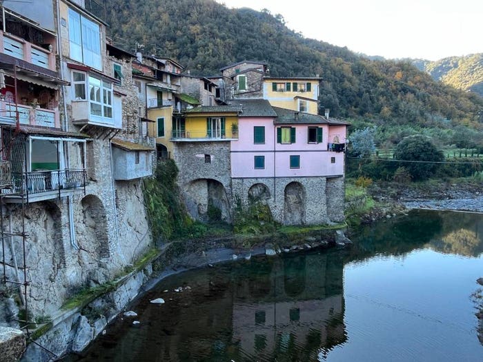 Appartamento quadrilocale in vendita in Via Santo Spirito, Isolabona