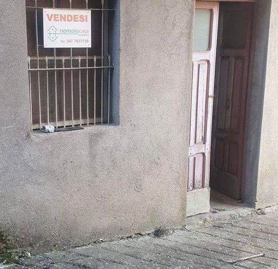 Casa bilocale in vendita in Via Casale, Centro, Filignano
