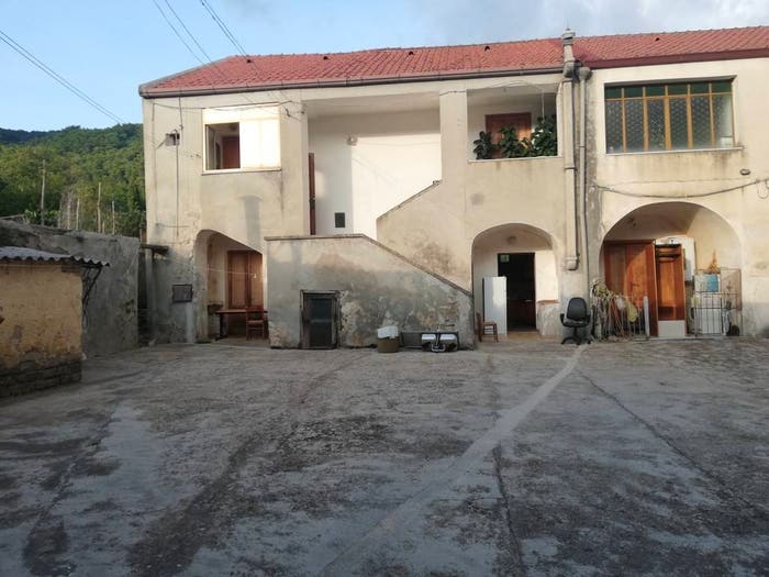 Casa con 6 locali in vendita in Via Solitario, Centro, Formicola