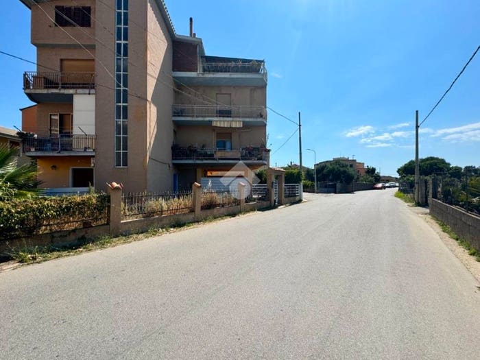 Appartamento con 5 locali in vendita in Via Tirso, Centro, Tortolì