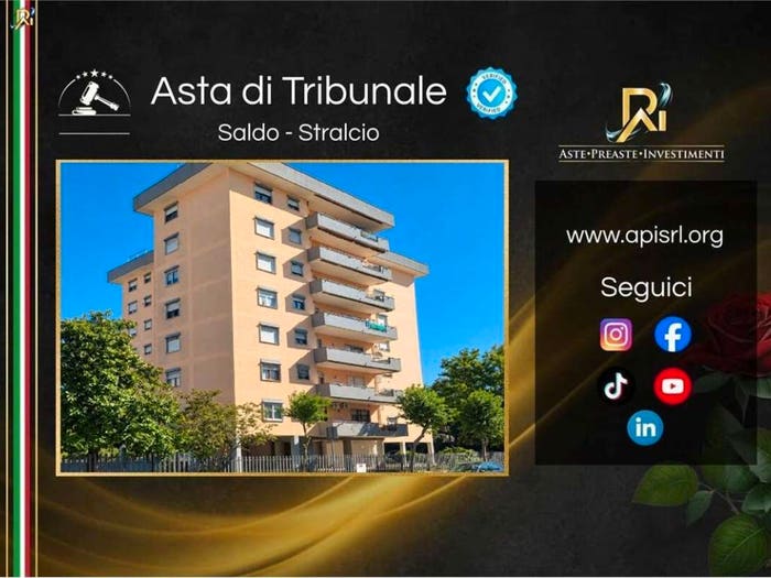 Appartamento con 5 locali in vendita in Via Giustiniano, Centro Semicentro, Aprilia