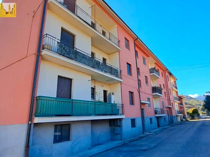 Appartamento quadrilocale in vendita in Via Degli Abeti, Centro, Montorio al Vomano