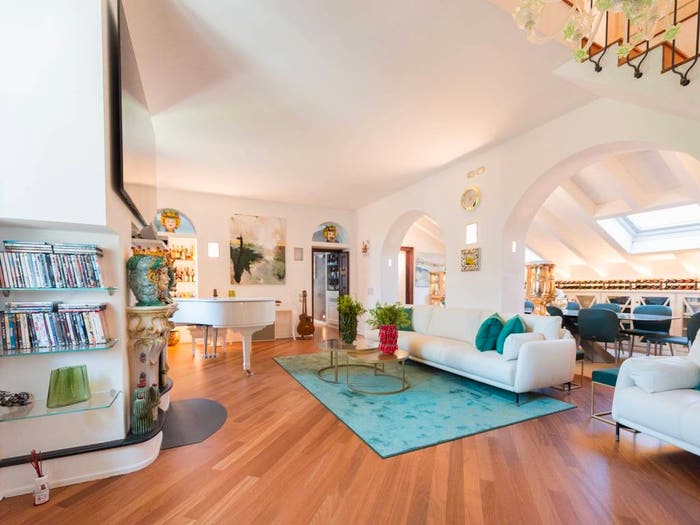 Casa con 5 locali in vendita in Piazza Giuseppe Garibaldi, Centro, Gallarate