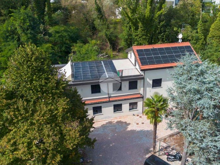 Casa con 6 locali in vendita in via torriggio, Centro, Basiglio