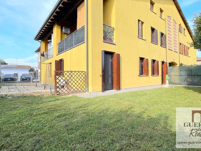 Appartamento trilocale in vendita in Via Maestra GrandeRenazzo, Renazzo, Cento