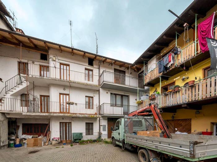 Casa quadrilocale in vendita in Vicolo Rimonda, Centro, Dronero