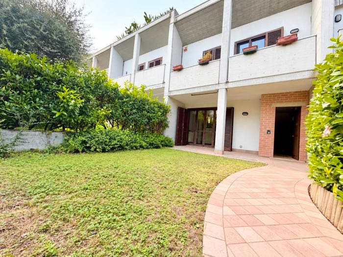 Casa con 5 locali in vendita in Via T Albinoni, Rivoltella, Desenzano del Garda
