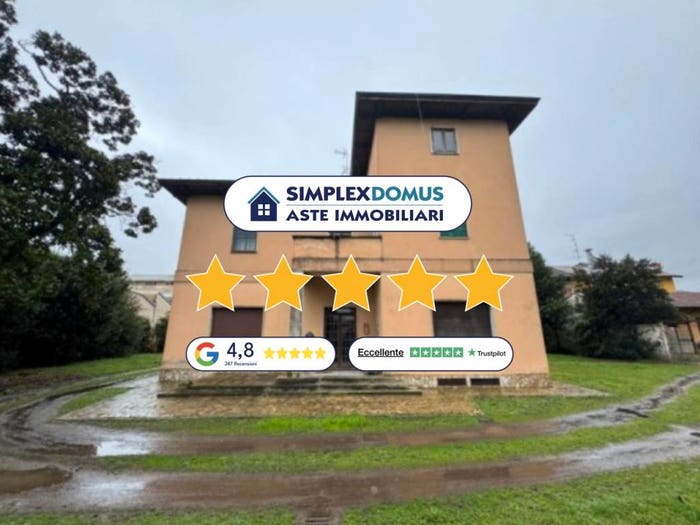Casa con 6 locali in vendita in Via XXV Aprile, Galliate