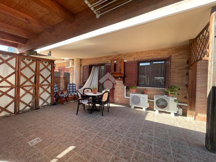 Casa con 5 locali in vendita in Via Croce Santa, San Severo