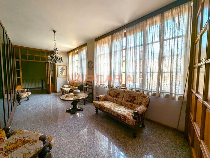 Casa con 6 locali in vendita in piazza papa giovanni XXIII, Ciserano
