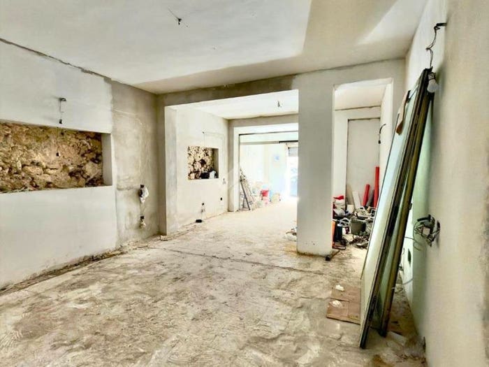 Appartamento trilocale in vendita in Via Lanusei, Villanova, Cagliari