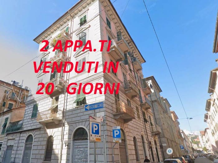 Appartamento con 6 locali in vendita in Piazza Giuseppe Garibaldi, Centro Storico, La Spezia