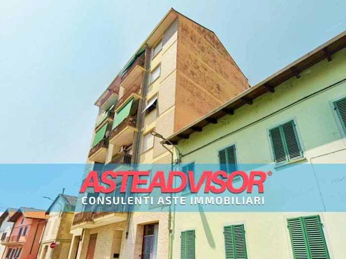 Appartamento con 5 locali in vendita in Via Dante Alighieri, Centro, Livorno Ferraris