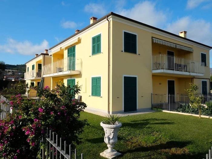 Appartamento bilocale in vendita in Via Steria, Cervo
