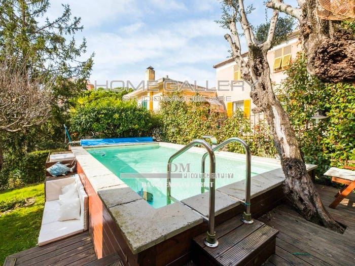 Casa con 6 locali in vendita in Via Bolzano, Quinto, Genova