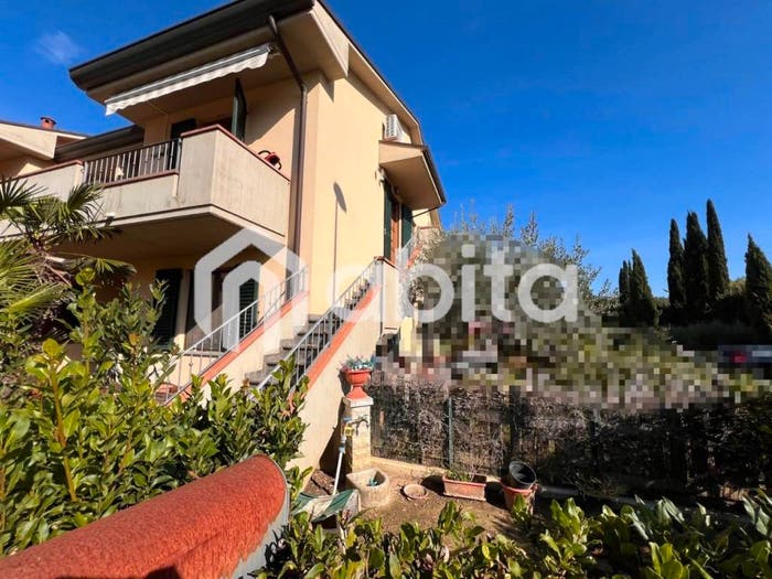 Appartamento quadrilocale in vendita in Via di Campogialli, Terranuova Bracciolini