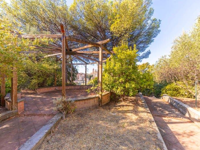 Casa con 6 locali in vendita in Via delle Vascarelle, Semicentro, Marino