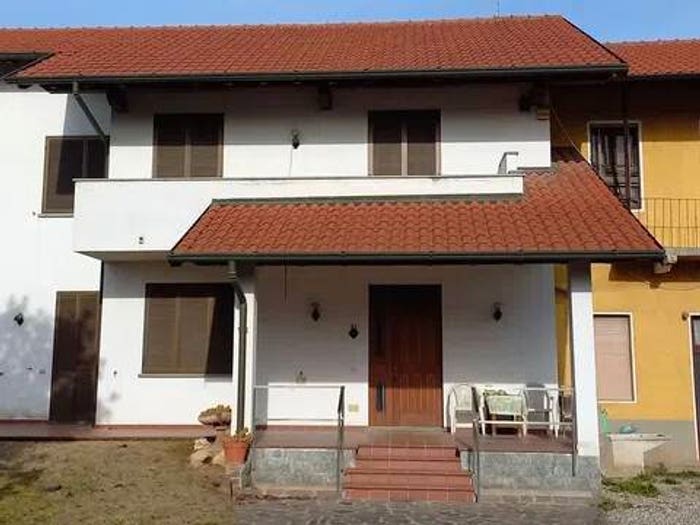Casa trilocale in vendita in Via LEinaudi No Number, Casorezzo