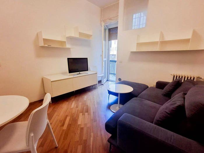 Appartamento bilocale in vendita in Viale Vittorio Veneto, Porta Venezia, Milano