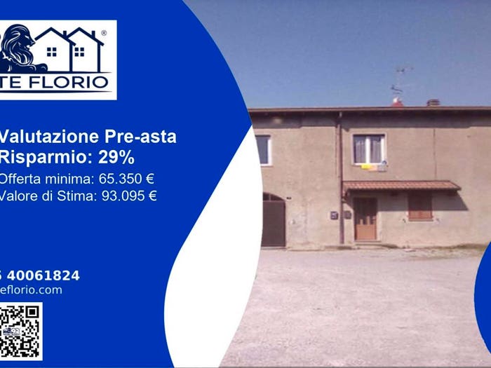 Appartamento trilocale in vendita in Via Giulio Pastore, Molteno