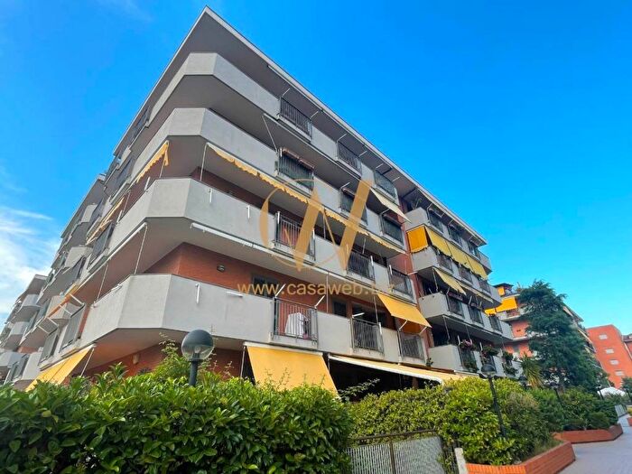 Appartamento quadrilocale in vendita in Viale Paul Harris, San Nicola la Strada