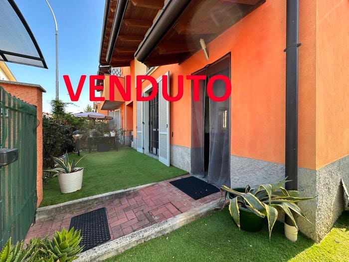 Casa trilocale in vendita in Via Sant'Antonio, Centro, Pessano con Bornago