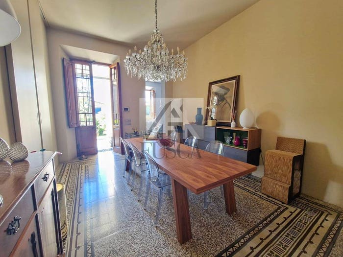 Appartamento con 6 locali in vendita in Viale Giuseppe Giusti, San Concordio, Lucca