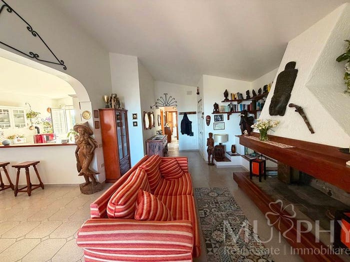 Casa con 5 locali in vendita in La Maddalena