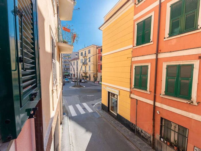 Appartamento quadrilocale in vendita in Via Entella, Stadio, Chiavari