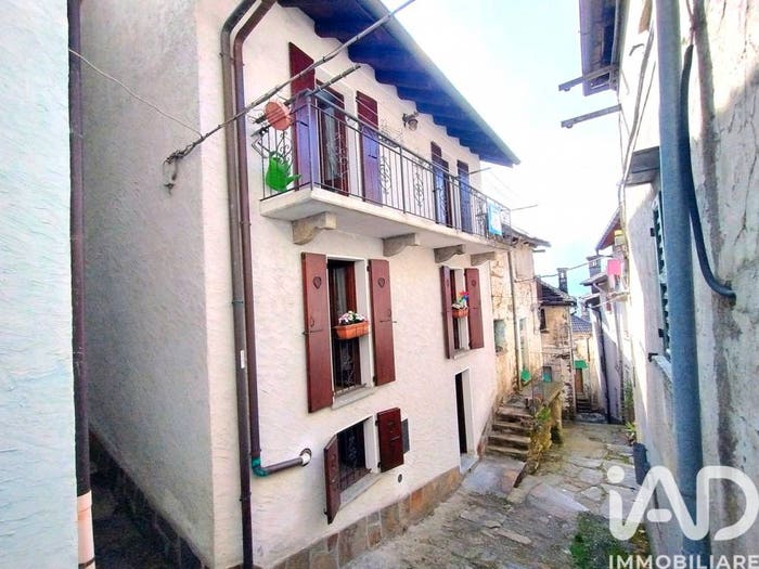 Casa con 5 locali in vendita in Via Luigi Cadorna, Spoccia, Valle Cannobina