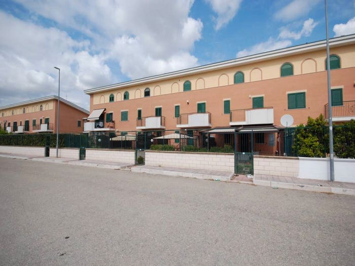 Casa con 6 locali in vendita in Via Gustavo Cammeo, Città del Cinema Aeroporto, Foggia