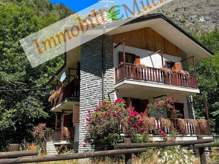 Casa con 6 locali in vendita in Località Poutaz, AnteySaintAndrè