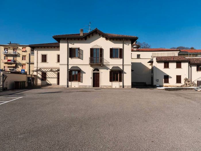 Appartamento trilocale in vendita in Via Giuseppe Verdi, Centro, Casatenovo