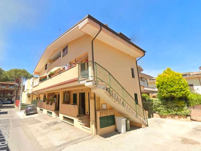 Appartamento trilocale in vendita in Via Daniele Manin, Villanova, Guidonia Montecelio