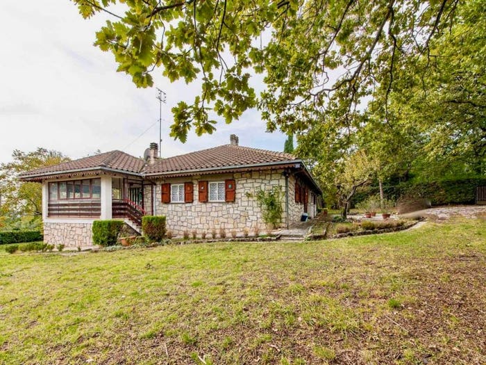 Casa con 5 locali in vendita in Torricella in Sabina