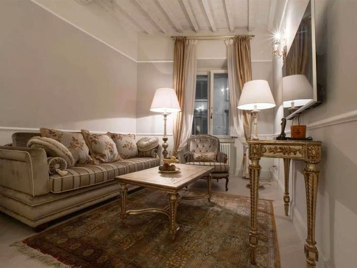 Appartamento bilocale in vendita in Via Ghibellina No Number, Santa Croce, Firenze