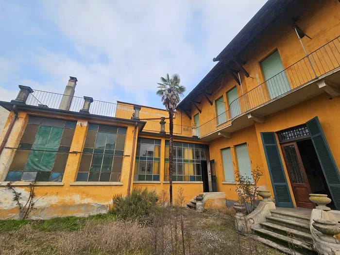 Casa con 6 locali in vendita in Via Giuseppe Garibaldi, Carpignano Sesia