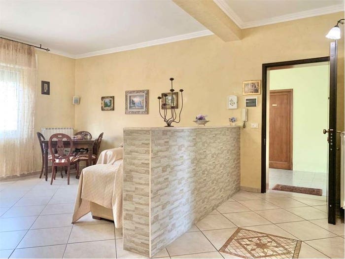 Appartamento con 6 locali in vendita in Bari, Centro, Guglionesi