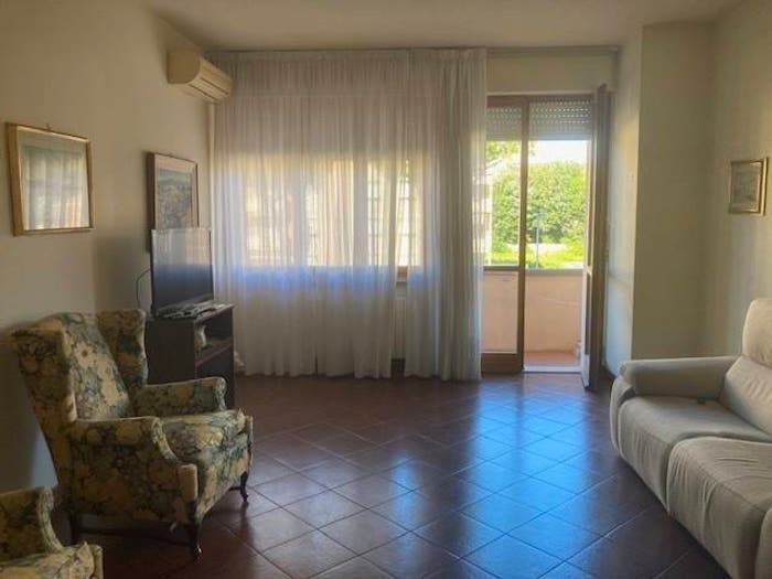 Appartamento con 5 locali in vendita in Piazza Villa Chayes, Goito Montebello, Livorno