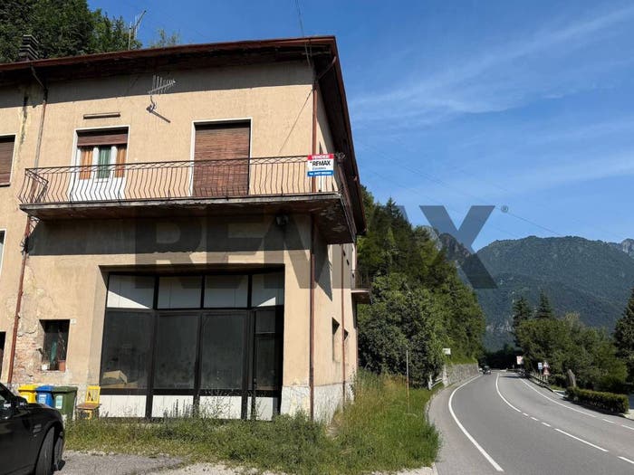 Casa quadrilocale in vendita in Frazione Cadola, Ponte Nelle Alpi Polpet, Ponte nelle Alpi