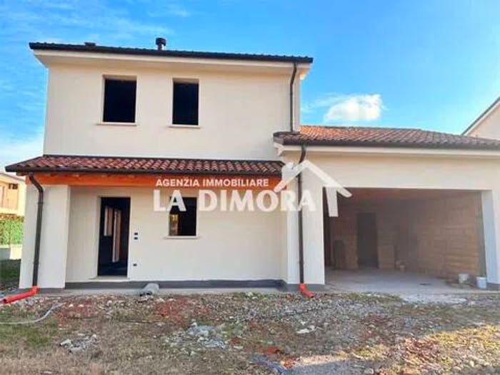 Casa con 6 locali in vendita in Centro, Farra di Soligo