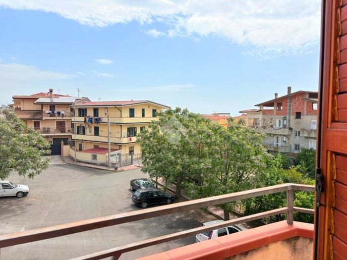 Casa con 5 locali in vendita in Largo Mattia Preti, Centro, Botricello