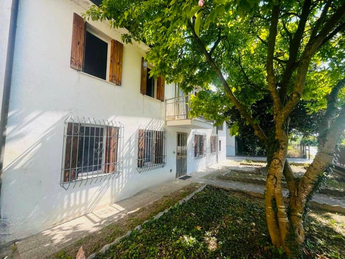 Casa con 6 locali in vendita in Via Trivellato, Piacenza d'Adige