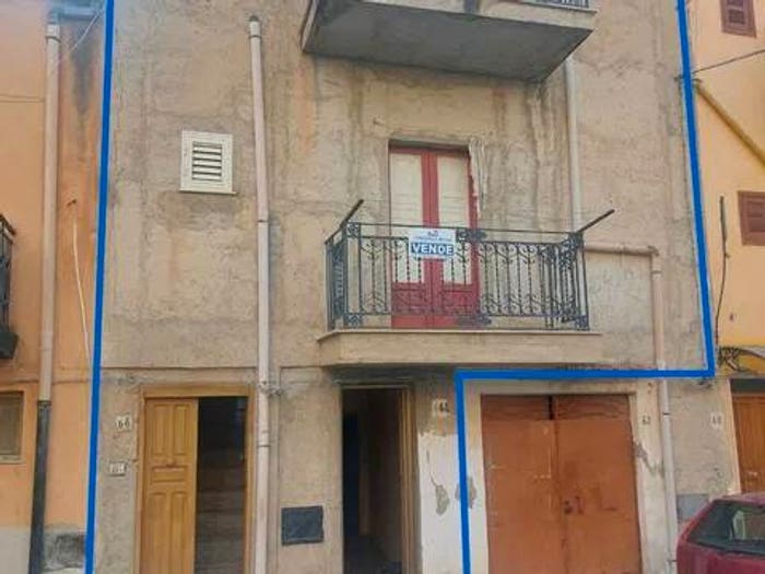 Casa quadrilocale in vendita in Via Pietà, Cattolica Eraclea