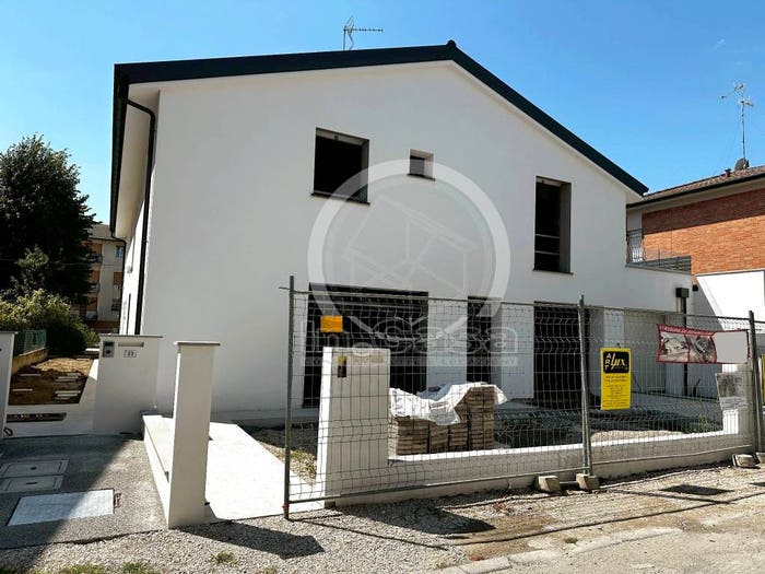 Casa con 5 locali in vendita in San Biagio, Ravenna